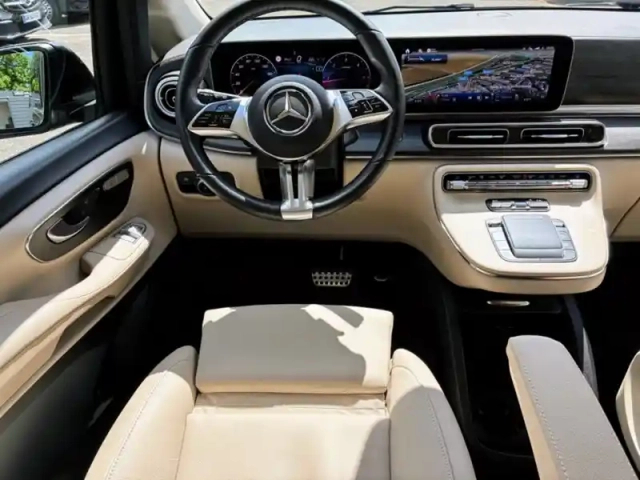 Mercedes Cla v 300 d 4matic avantgarde amg- — photo 19