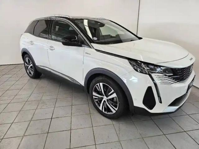 Peugeot 3008 plug-in hybrid 225ch allure pack e-eat8 — photo 3