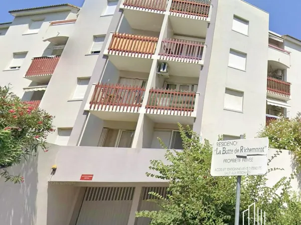 Garage sous-sol / Villeneuve d'angouleme
