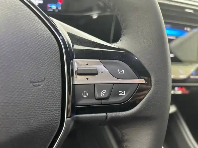 Peugeot 308 sw hybrid 145 e-dcs6 — photo 20