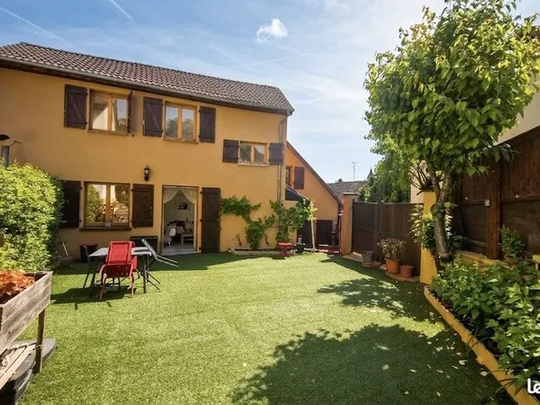 Maison de ville 6 pièces 120 m²