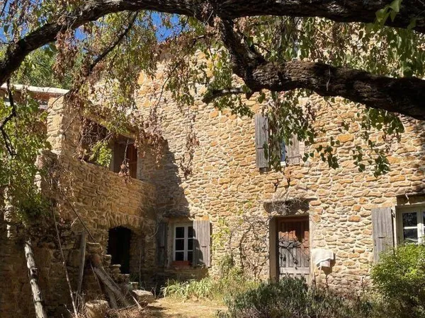 Maison 2 pièces 98 m²
