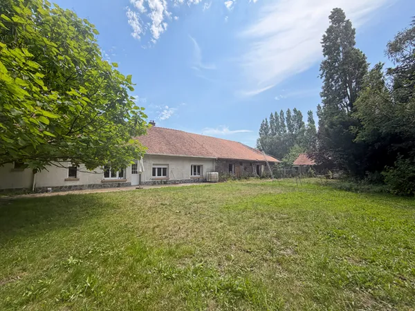 Ensemble immobilier avec fort potentiel de développement - Les Attaques (62)