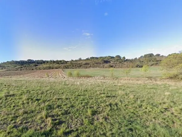 Terrain 400 m²