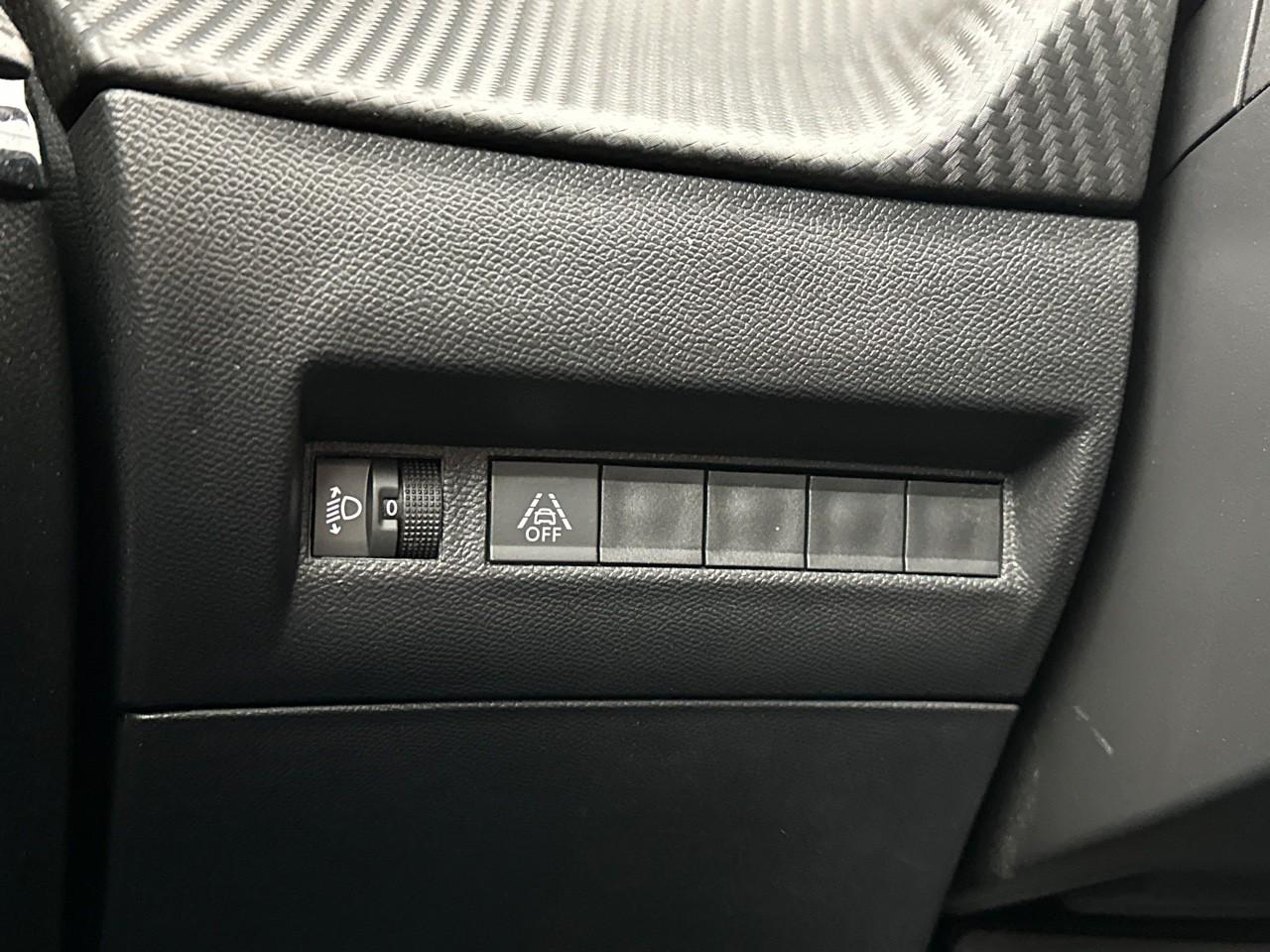 Peugeot 208 puretech 100 s&s bvm6 style — photo 16