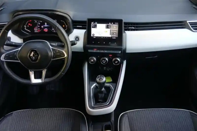 Renault Clio tce 90 - 21n — photo 16