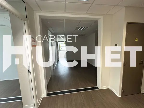 À LOUER - Bureaux 140 m² - Louvigny