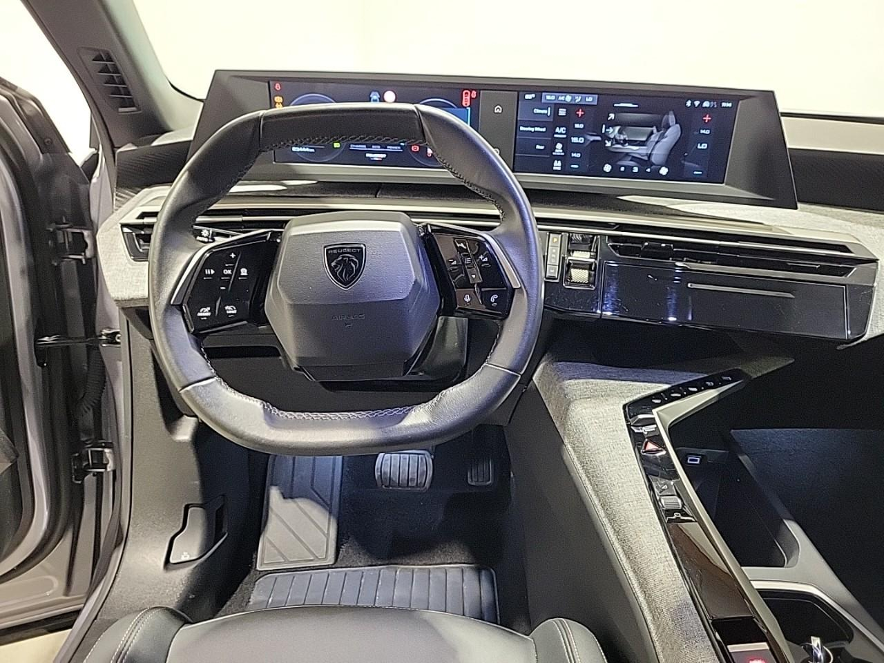 Peugeot 5008 hybrid 145 ch e-dcs6 allure — photo 12