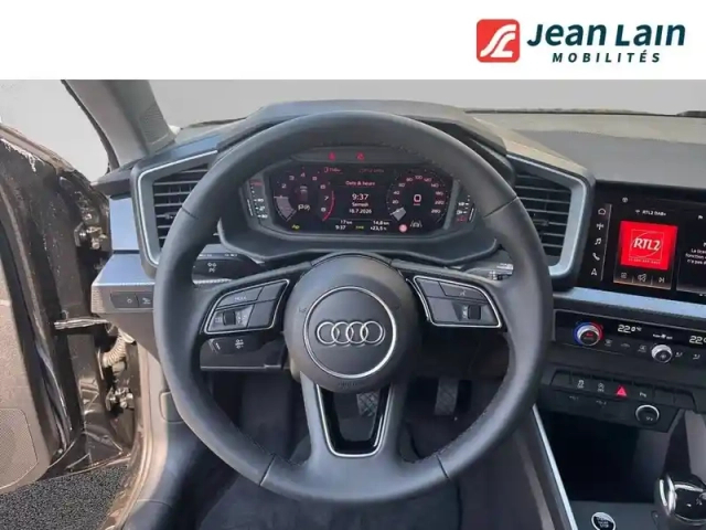 Audi A1 sportback 25 tfsi 95 ch s tronic 7 — photo 12