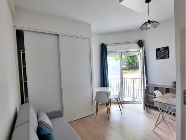 Studio 1 pièce 18 m²