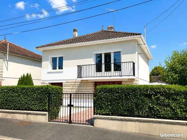 Angoulême Saint-Cybard - Belle Maison de ville F4, indépendante avec jardin clos et garage double