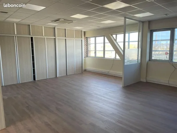 Bureaux 202 m²