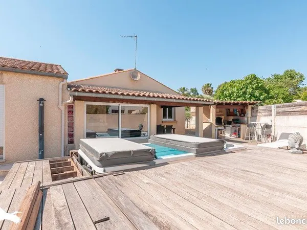 Villa 6 pièces 108 m²
