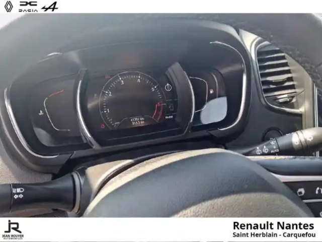 Renault Scenic 1.3 tce 140ch techno — photo 12
