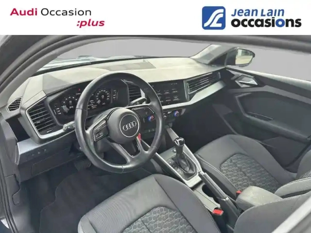 Audi A1 sportback 30 tfsi 110 ch s tronic 7 — photo 31