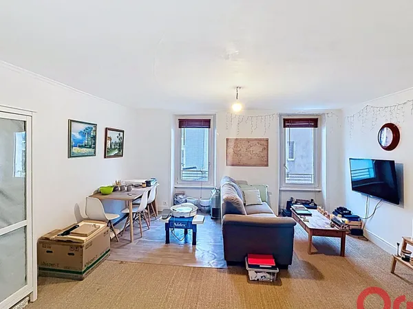 Appartement 2 pièces 64 m²