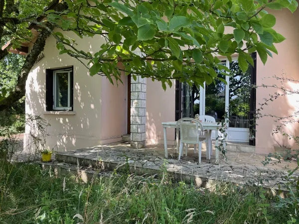 Maison T3 des années 60 de 76 m2 sur terrain 826 m2