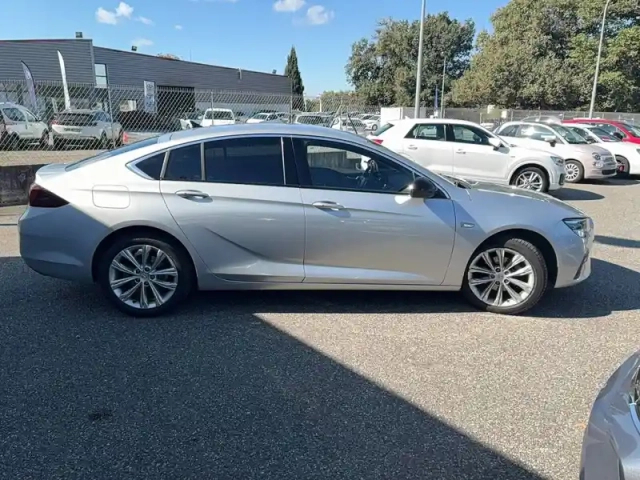 Opel Insignia grand sport 1.5 diesel 122 ch — photo 48