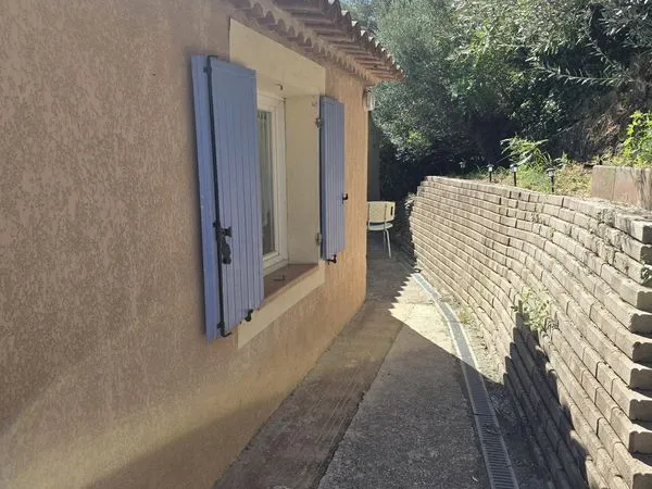 Studio 1 pièce 19 m²