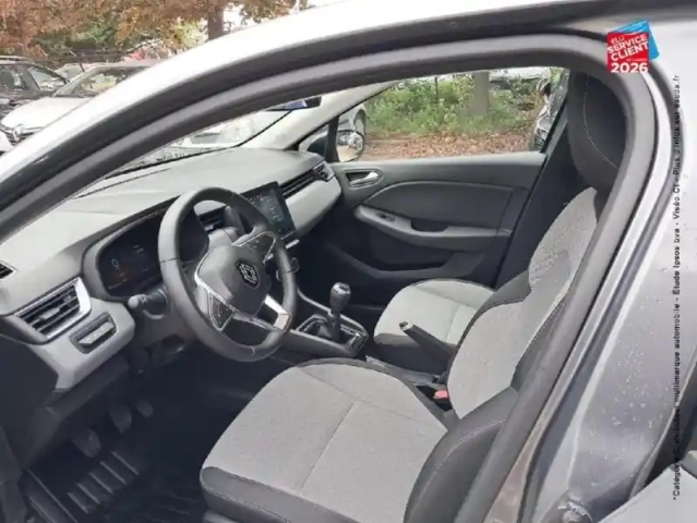 Renault Clio 1.0 tce 90ch evolution — photo 30