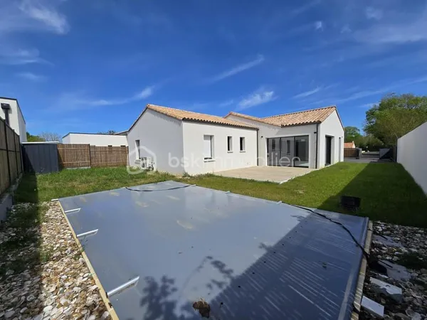 🌊 Maison neuve 2025 avec piscine - 120 m² - À moins de 10 min des plages
