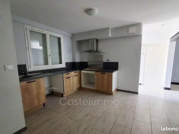 Maison 91 m² Moissac