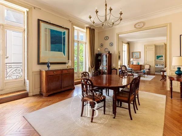 NANTES COPERNIC - Appartement de prestige de 4 chambres et 1 bureau