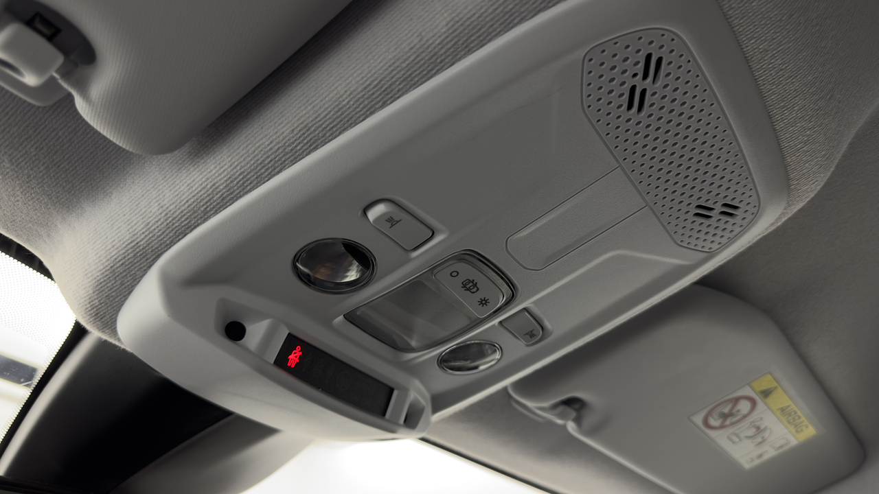 Peugeot 208 PureTech 100 S&amp;S EAT8 — photo 21