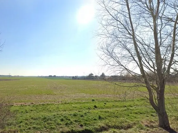 Terrain 482 m²