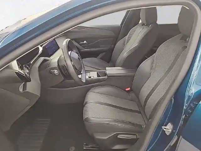 Peugeot 408 puretech 130 ch s&amp;s eat8 — photo 11