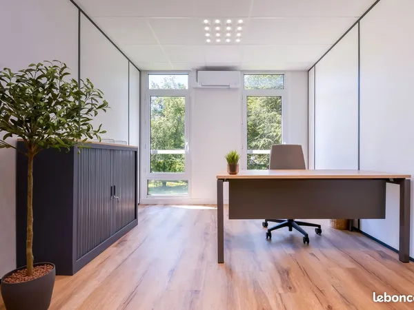 Bureau professionnel privatif à louer