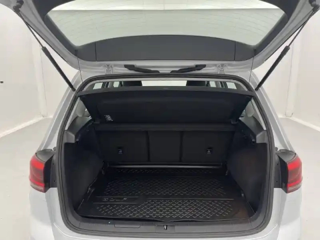 Volkswagen Golf Sportsvan 1.0 tsi 110 bmt bvm6 — photo 73