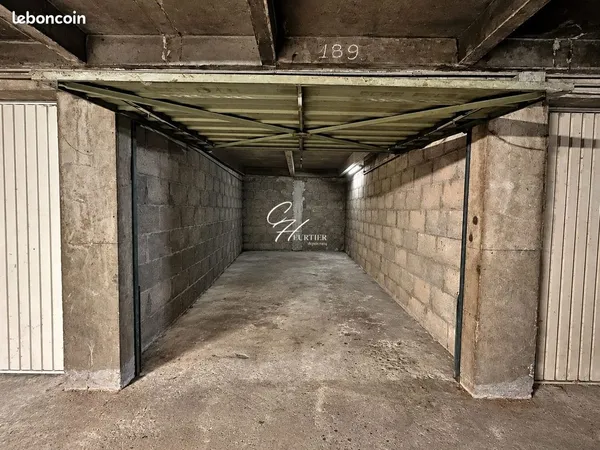 Parking/box 16 m² Grenoble