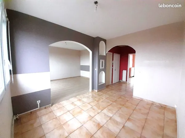 Appartement 5 pièces 90 m2 Corbas (69960)