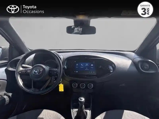 Toyota Aygo X 1.0 vvt-i 72ch dynamic my24 — photo 8