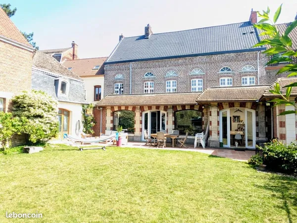 Propriété 7 pièces 426 m²