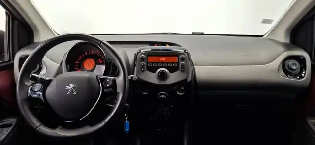 Peugeot 108 vti 72ch bvm5 — photo 54