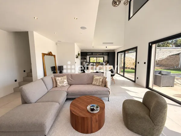 Maison 5 pièces 160 m²