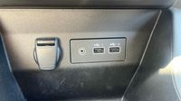 Renault Clio 1.0 TCe 90ch Evolution - 24 — photo 30