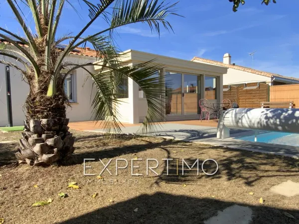Vends maison récente - 98.35 m² - 5 pièces, 3 chambres - Longeville-sur-Mer 85560