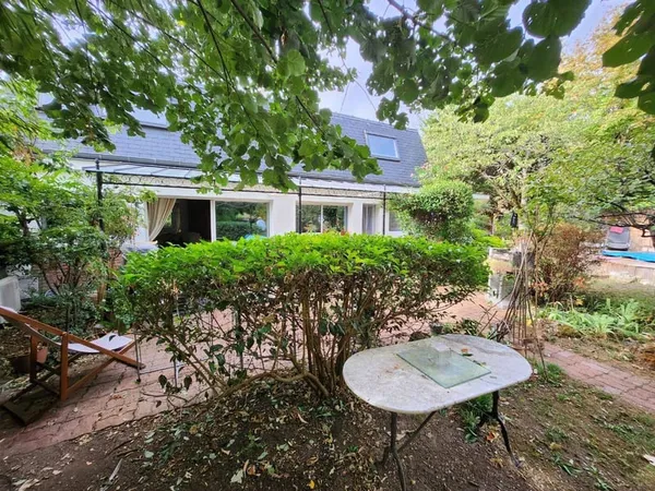Maison de plain-pied 6 pièces 114 m²