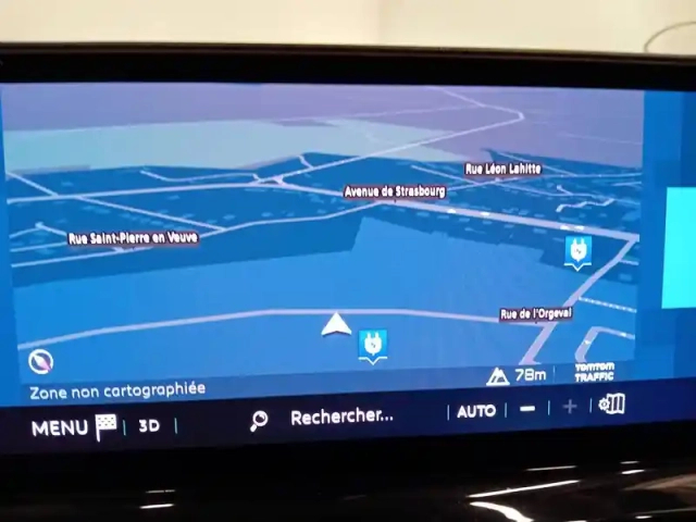 Citroën C5 Aircross hybride rechargeable 180 e-eat8 — photo 14
