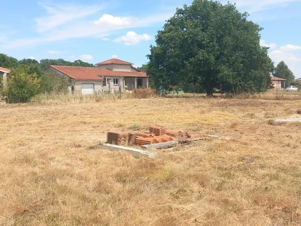 Terrain en individuel 723 m²