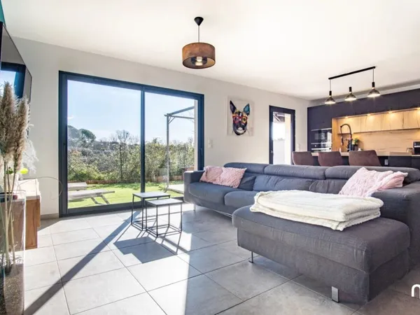 Maison 4 pièces 94 m²