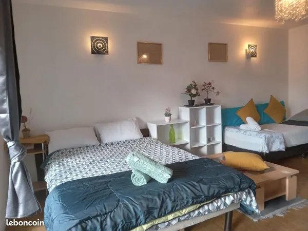 Colocation Paris 19 dans appartement F2 50 m2 - capacité totale 2 ou 3 personnes