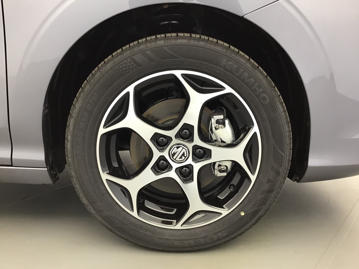 MG MG3 — photo 28
