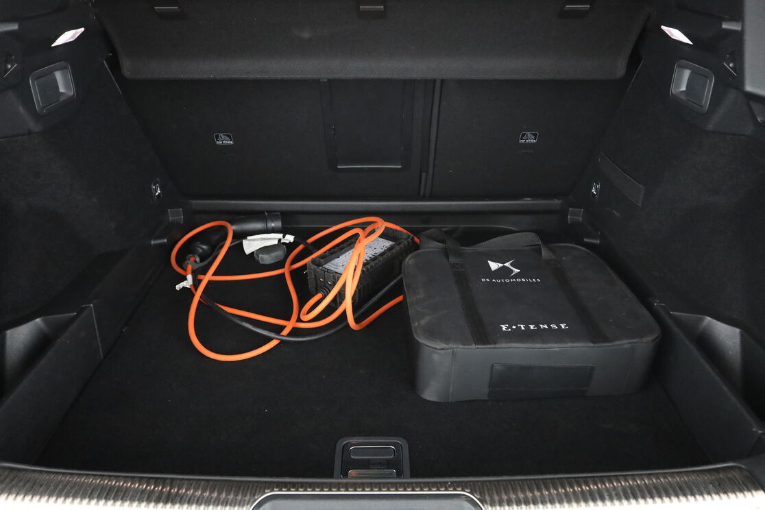 DS Automobiles DS7 Crossback 1.6 E-Tense 4x4 Performance Line Automatique — photo 16
