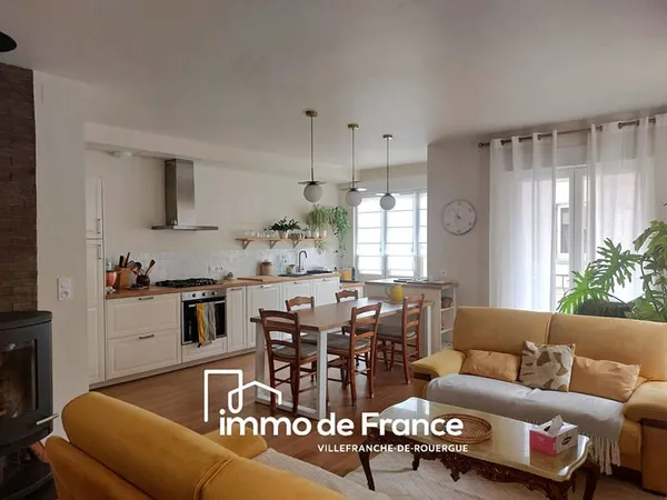Maison de village 88 m2 avec garage et jardinet