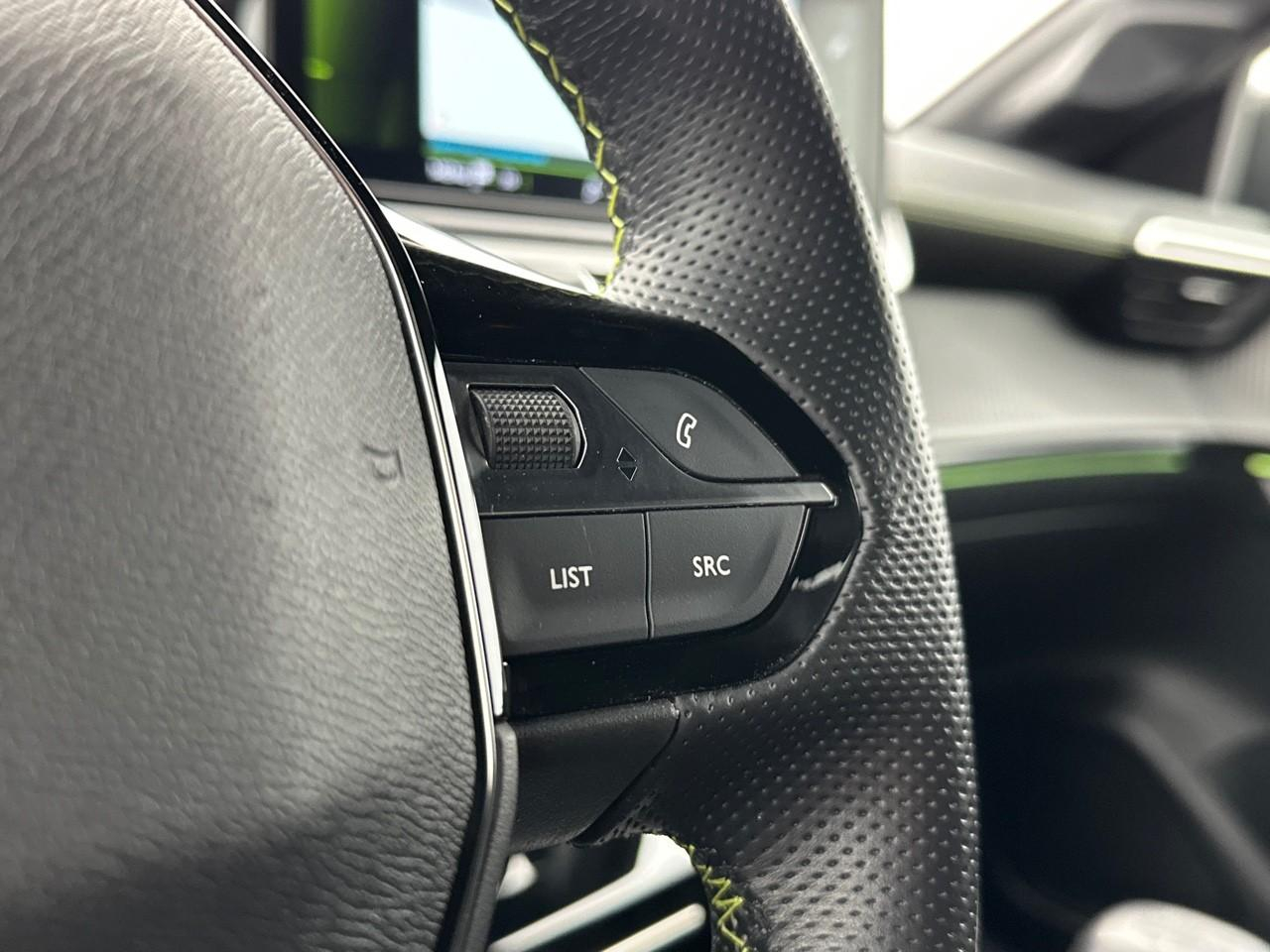 Peugeot 208 bluehdi 100 s&s bvm6 gt — photo 19