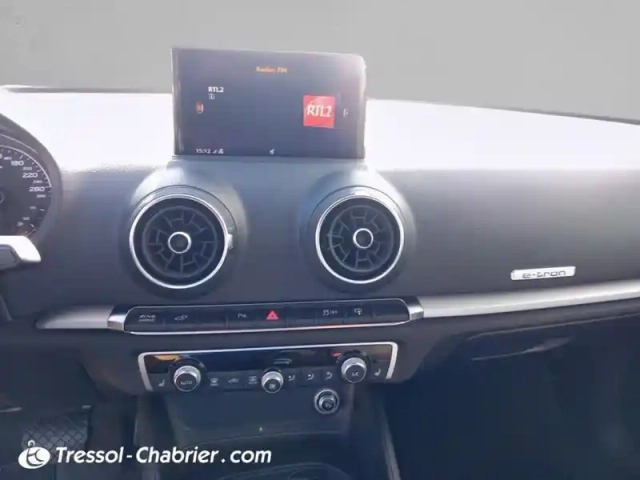 Audi A3 sportback 1.4 tfsi e-tron 204 s tronic 6 design — photo 21